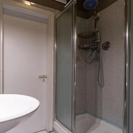 Castiglione 49 Appartement