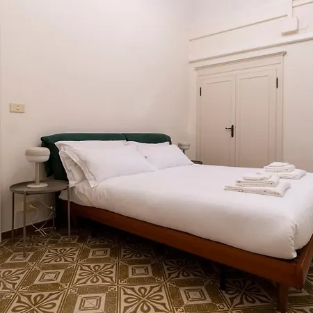 Castiglione 49 * Bologna