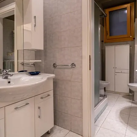 Apartamento Castiglione 49 *