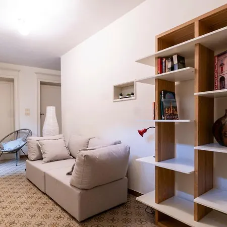 Castiglione 49 Apartamento *